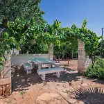 Casal Del Borgo 6 By Interhome アパート オストゥーニ